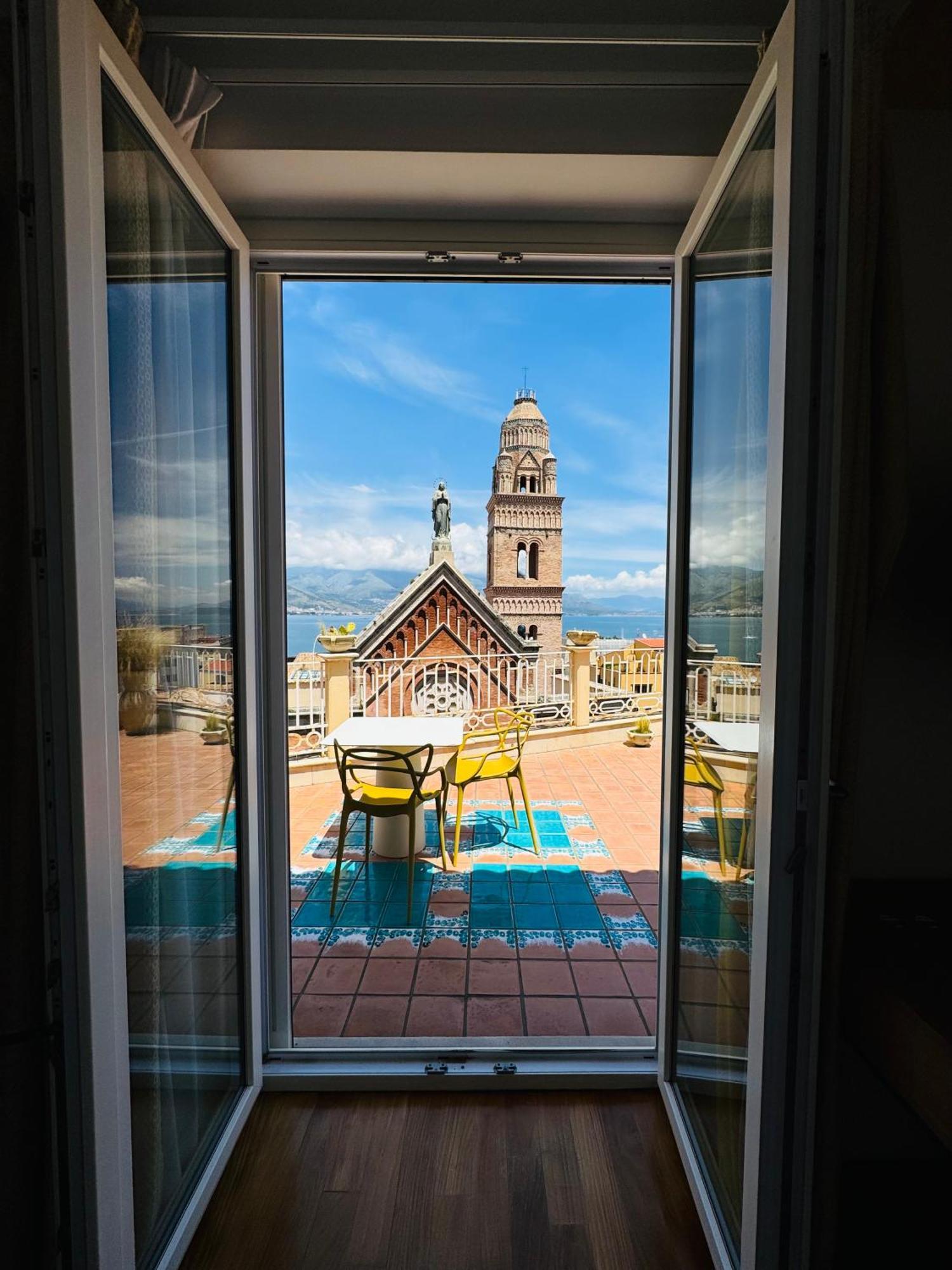 La Gaetana Bed and Breakfast Exteriör bild
